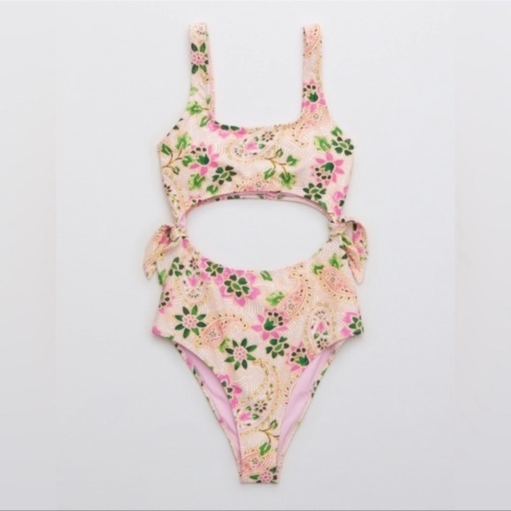 NWT AERIE Pink Floral Paisley One Piece Swimsuit Size XS